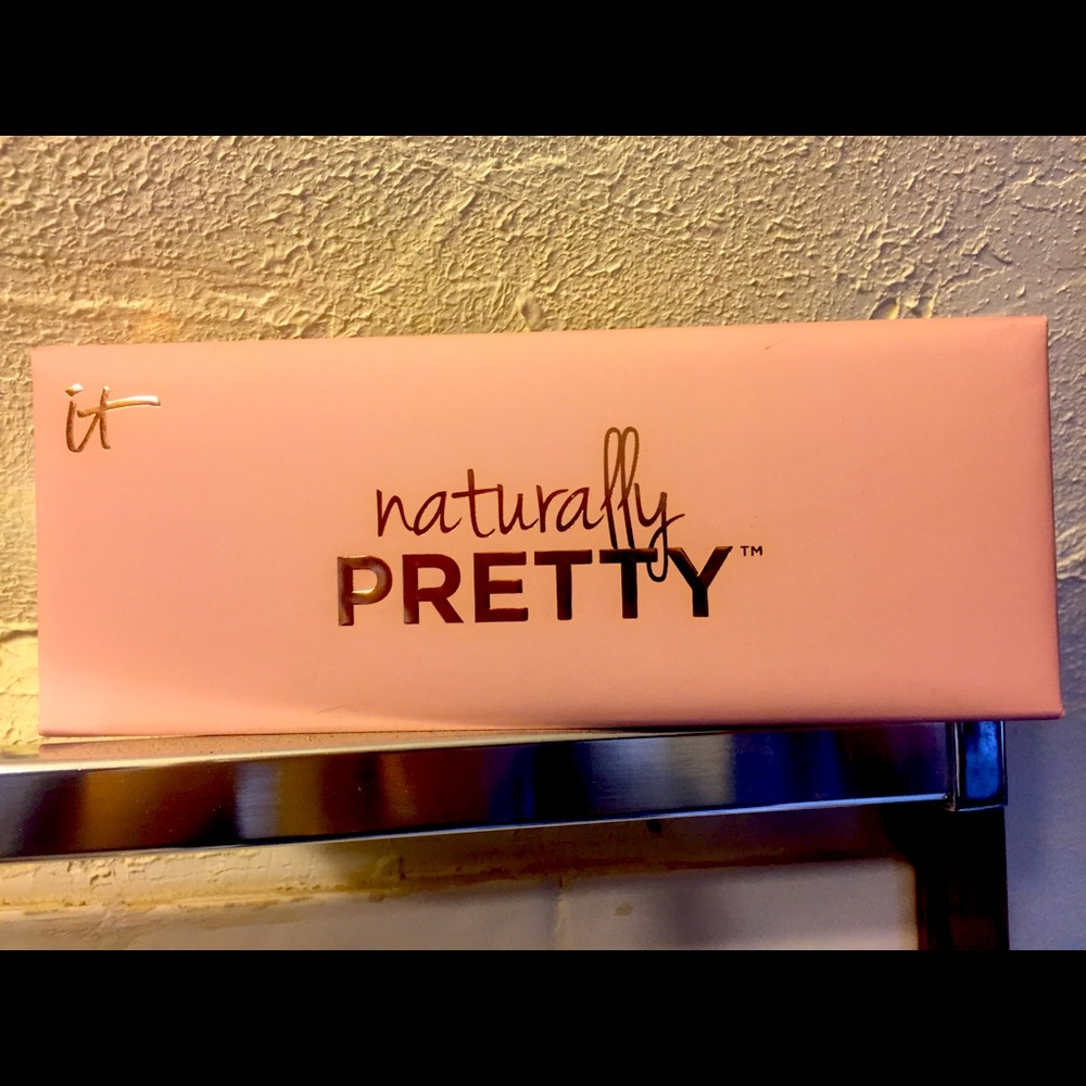 Eyeshadows from It Cosmetics